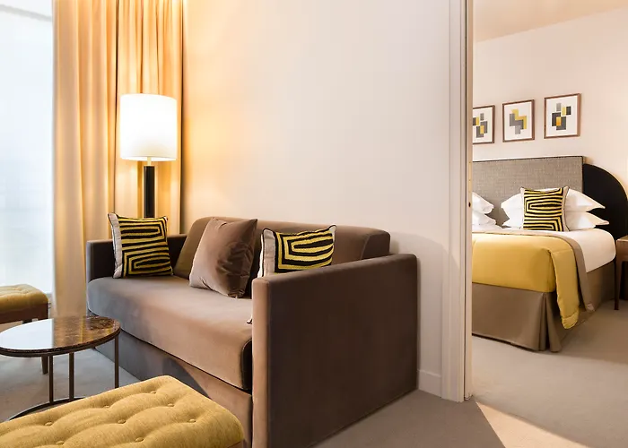 Le Tsuba Hotel Parijs